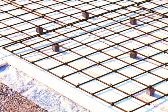 床に敷き詰められたドマライトの図